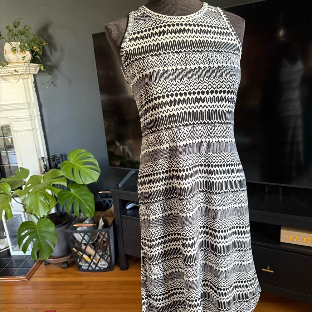 Banana Republic Monochrome Patterned Midi Dress